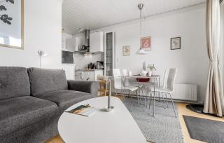 Cozy Apartment In Aakirkeby With Wifi - Åkirkeby - 6