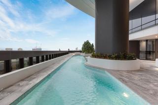 Queens Wharf - Luxe 1BR with Views, King Bed and Pool - Brisbane - 1