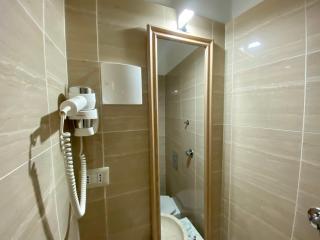 Cozy Sea View Flat with Private 83 sq Rooftop, Balcony, and BBQ in the Old Town - 3