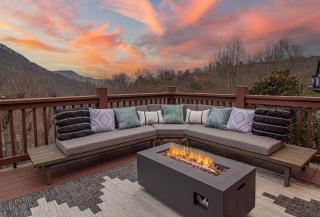 Mtn Views, HotTub, Sauna, Outdoor Theater, FirePit - 7