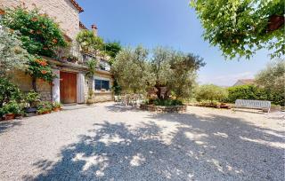 2 Bedroom Gorgeous Apartment In Caromb - Caromb - 3