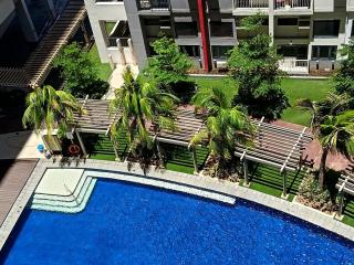 Flat in Parañaque pool view - Manila - 5