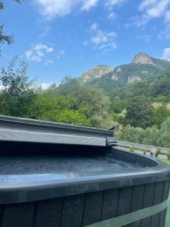 PENSIUNEA DIMITRIOS Relaxare cu jacuzzi pe Valea Cernei - 1