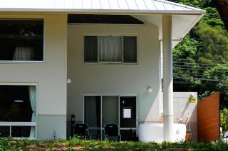 CORAL ISLAND 1棟貸し 天然ビーチまで徒歩5秒 ジャグジー付きVilla - Nago - 5