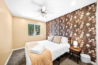 Westinghouse Park Retreat Decks, BBQ, Fire Pits - 5