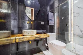 Massive Jacuzzi - 6 Bedroom with Private Bathroom - 1 block from LLeras P11 - Medellín - 4