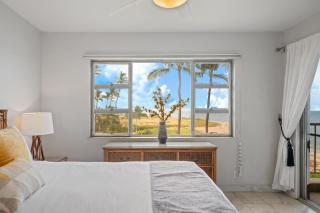 Menehune Shores 421 condo - 8