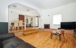 6 Bedroom Stunning Home In Spincici - Kastav - 8