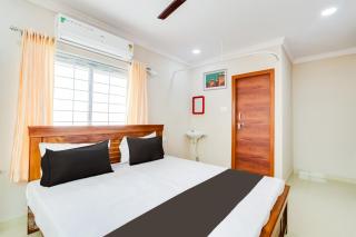 Hotel O S P R Luxury Rooms - Surūrnagar - 2