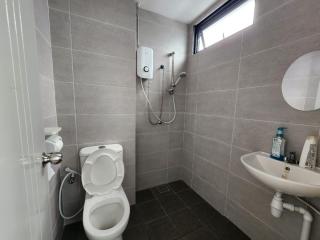 Serene Stay at Kuching City - 1