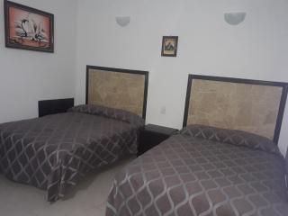 Habitación céntrica 2 cuadras del malecón - Mazatlán - 5
