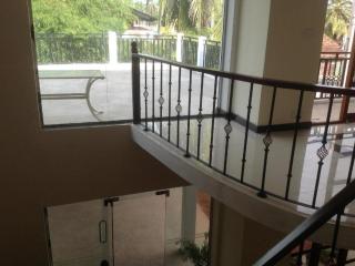 Araliya Blue Beach View Hotel - 1