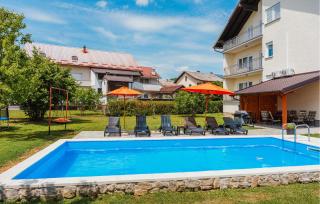 Beautiful Home In Dugo Selo With Wifi - Dugo Selo - 1