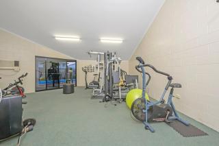 Beachfront Apartment The Strand - 6