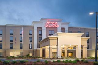 Hampton Inn & Suites Savannah-Airport - 3