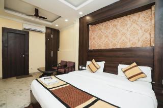 Hotel Dharam Villa At Sector 11, Noida - Neu-Delhi - 7