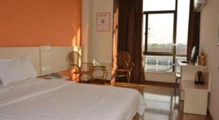 7 Days Inn Shucheng Meihe East Road - Shucheng - 1