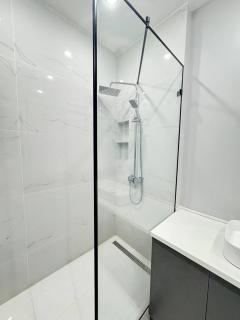 2 room meridian apartments super new modern - Almaty - 8