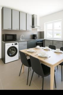 Komfortables Gästehaus von Leta Homes mit 3 Zimmern, Terrasse & Top-Ausstattung - Straubing - 5