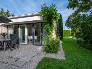 Detached bungalow, perfect for water sports and nature enthusiasts - Kamperland - 0
