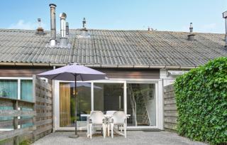 Two-Bedroom Holiday Home In Bruinisse - Bruinisse - 0
