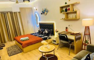 Amora Haven ll Cozy ll 1bhk apartment - Noida - 1
