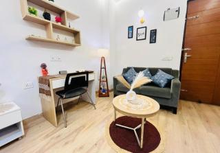 Amora Haven ll Cozy ll 1bhk apartment - Noida - 5