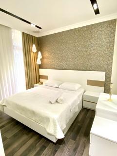 Stylish Apartment near Old Boulevard & Dolphinarium - Batumi - 6