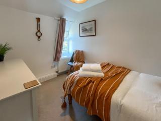 Swift Nest Cottage - Easton on the Hill - 2