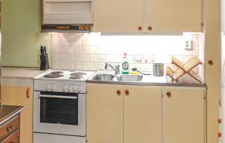 Cozy Home In Katrineholm With Sauna - Katrineholm - 6