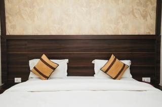 Hotel Dharam Villa At Sector 11, Noida - Neu-Delhi - 3