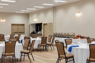 Ramada by Wyndham Del Rio - Del Rio - 0