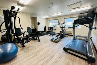 Super 8 by Wyndham Grande Prairie - Grande Prairie - 4