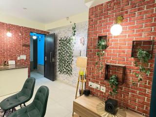 The Cozy Cove ll 1bhk apartment - Noida - 2