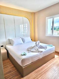 The Moment Hotel - Ban Bang Khan - 0