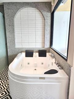 The Moment Hotel - Ban Bang Khan - 5