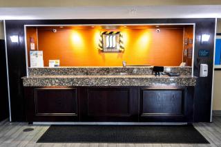 MainStay Suites Coralville - Iowa City - Coralville - 6