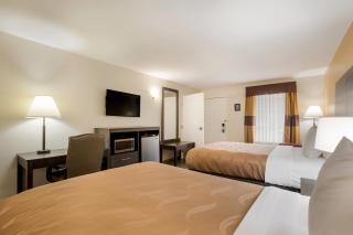 Quality Inn & Suites Greensboro near Lake Oconee - 3