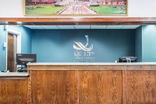 Quality Inn & Suites Palm Island Indoor Waterpark - Batavia - 7
