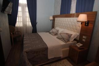 Hotel Boutique Restaurant Gloria - Tirana - 6