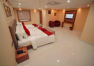 Hotel Mahasuara King's Tower - Puri - 3