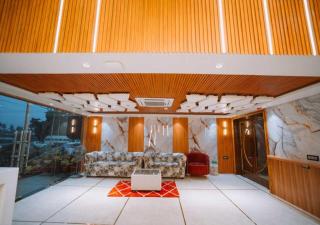 Hotel Mahasuara King's Tower - Puri - 5