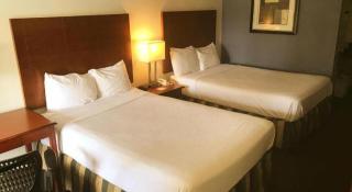 Days Inn & Suites by Wyndham Mobile - Mobile - 4