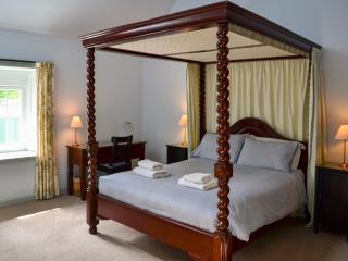 Courtyard Cottage - 3
