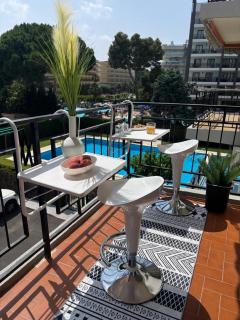 Apartment Free Parking and Pool view - 5