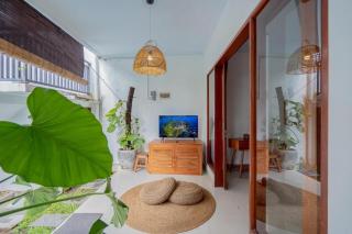 The Lavana Villa Gito Canggu Berawa - Canggu - 9