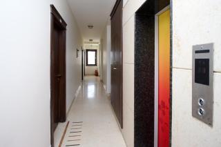 Collection O Sakshi - Gurgaon - 5