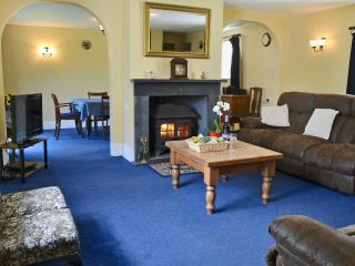 Granny Bonds Farmhouse - Buckland Brewer - 9