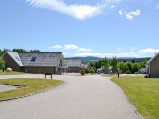 Queens View Lodge - Inchmarlo - 5
