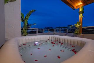 Coral Paradise Luxury Modern Family Villa with Jacuzzi, Pool View & Parking in Rhodes Island - Kremasti - 3